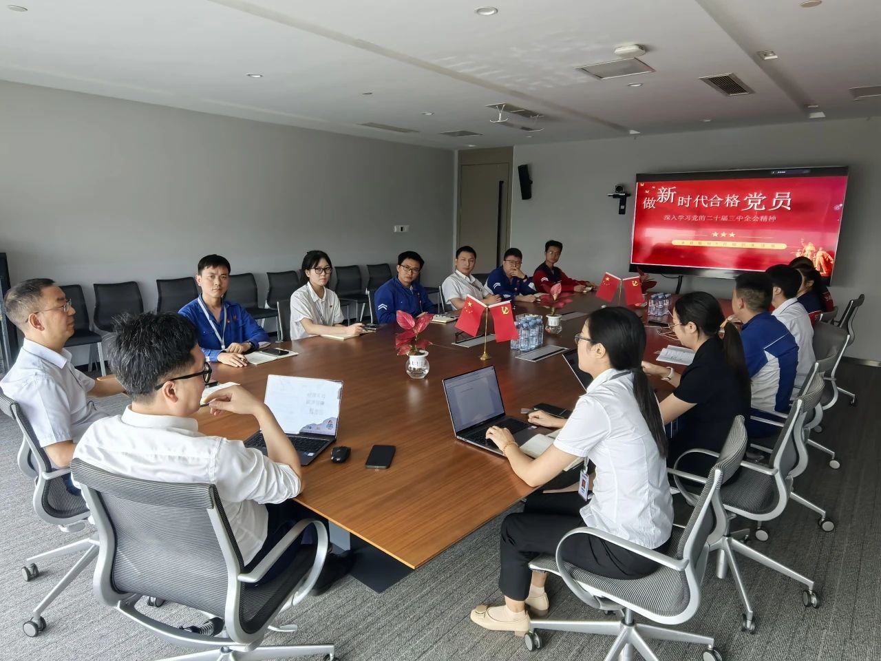 a30bec2282d6e216ba320574a23b87f0.jpg a30bec2282d6e216ba320574a23b87f0.jpg