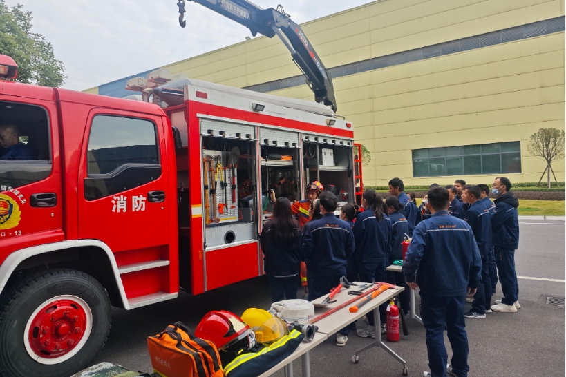 215d5c300b2444c8cc5bf3cdb8fd3d33.jpg 215d5c300b2444c8cc5bf3cdb8fd3d33.jpg