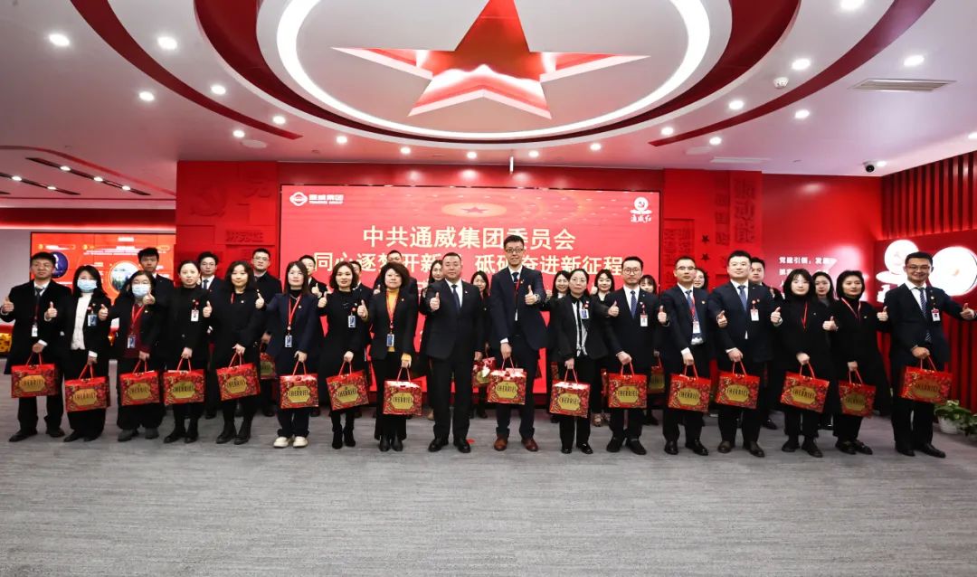 4fab94945948c7bea4bb4f851f233dc9.jpg 4fab94945948c7bea4bb4f851f233dc9.jpg