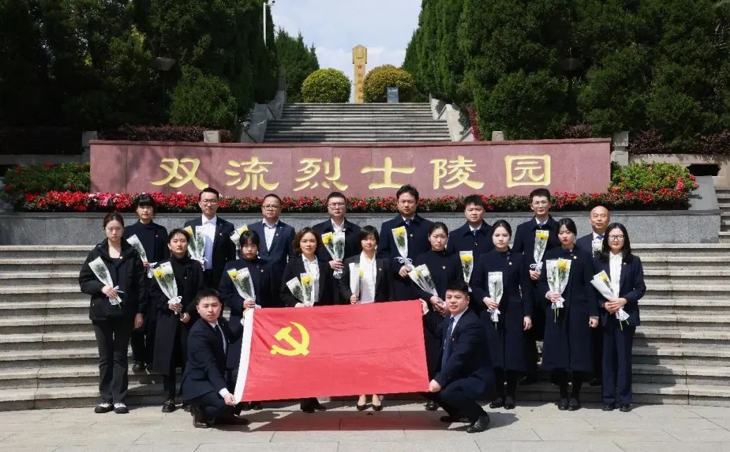 6e195362d725081cb2a7d875c93c8bed.jpg 6e195362d725081cb2a7d875c93c8bed.jpg