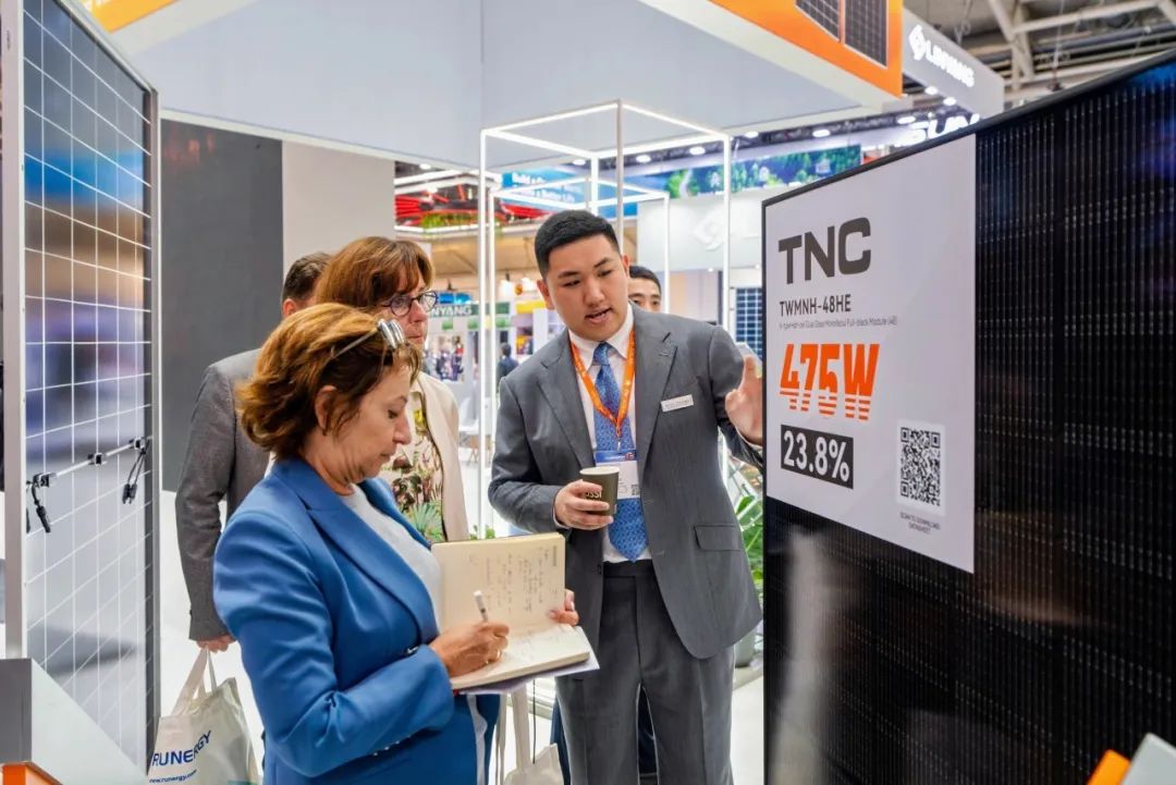 04babb2036d5b2e53667a7617f7df10b.jpg 04babb2036d5b2e53667a7617f7df10b.jpg