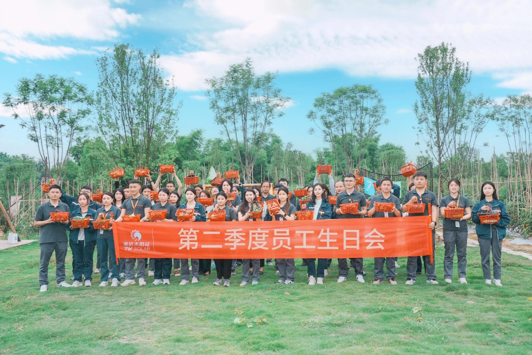 7314fa97536140a1b11d41b4382a8900.jpg 7314fa97536140a1b11d41b4382a8900.jpg