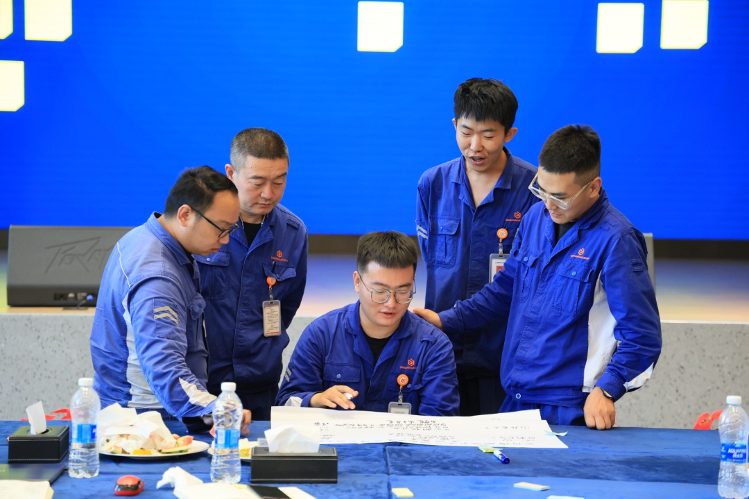 182a9390483718a6045d84492aec6cc8.jpg 182a9390483718a6045d84492aec6cc8.jpg