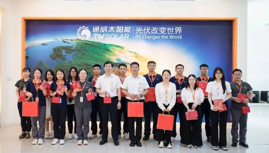 274fe59378f0deaf7c15838602a6caad.jpg 274fe59378f0deaf7c15838602a6caad.jpg