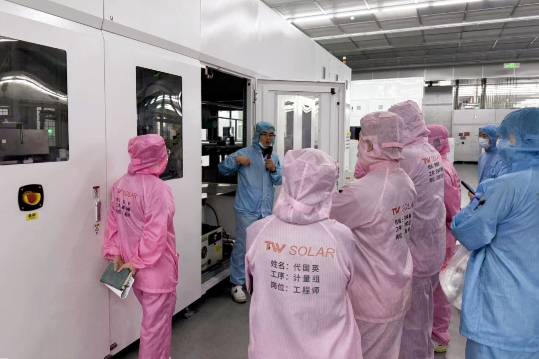 784f834620d2bc0717d3ed6f4e2463ee.jpg 784f834620d2bc0717d3ed6f4e2463ee.jpg