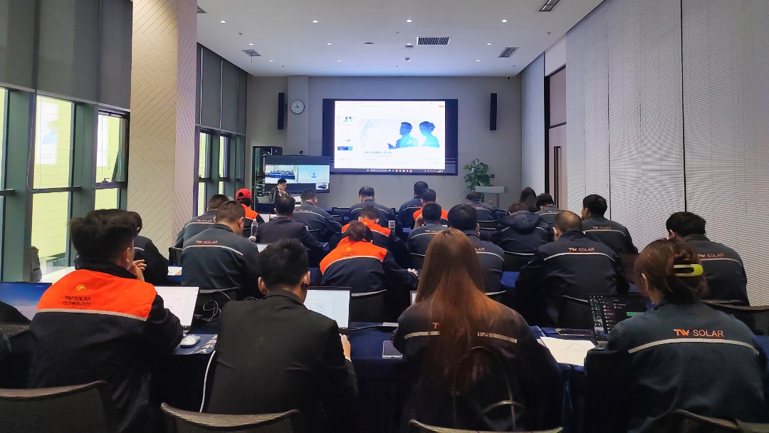 dfcb3c372e32f9100aa801d839aa75bc.jpg dfcb3c372e32f9100aa801d839aa75bc.jpg