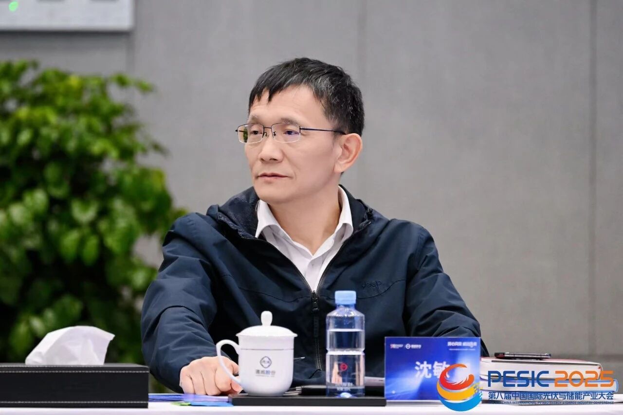 c8ede8b35ee1f5212af97a06c2d93646.jpg c8ede8b35ee1f5212af97a06c2d93646.jpg