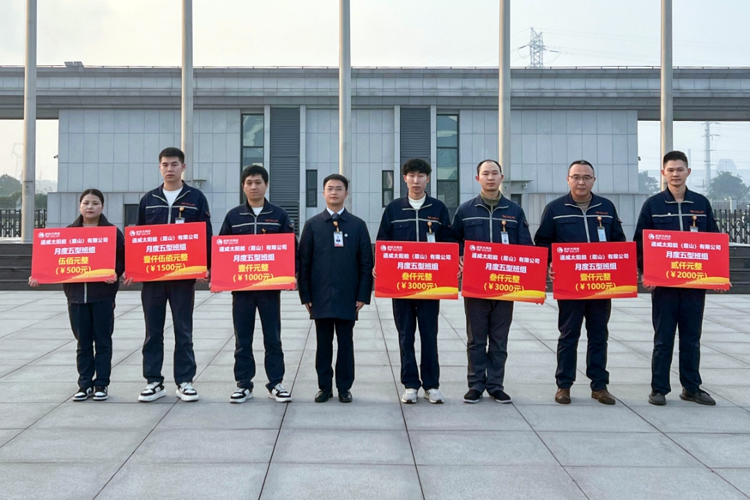 90ea477defc57d89cbcd41b1d548b82d.jpg 90ea477defc57d89cbcd41b1d548b82d.jpg