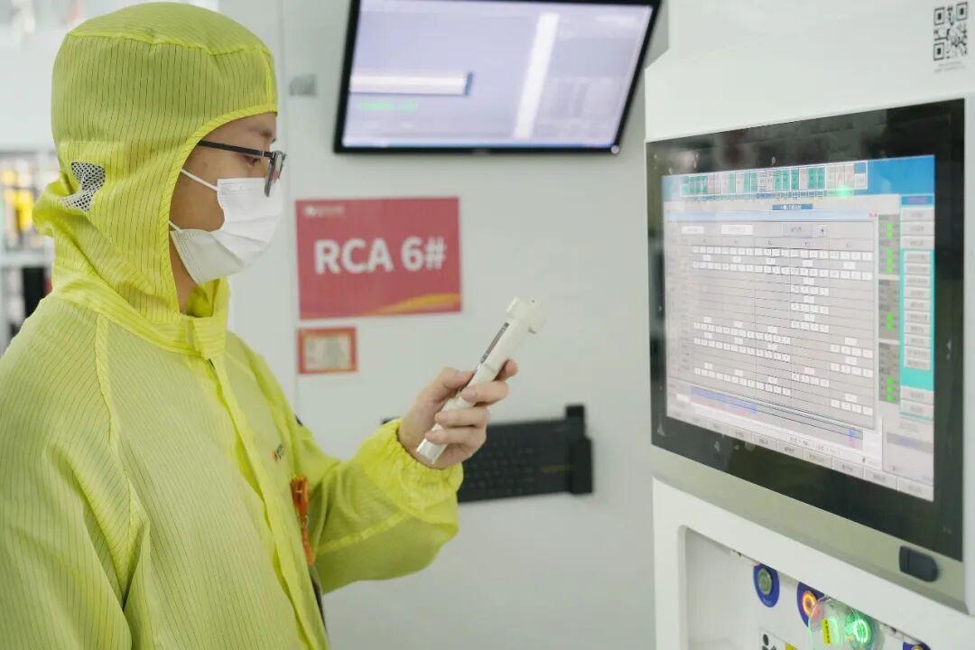 886f1394706dd23798031d715fd35791.jpg 886f1394706dd23798031d715fd35791.jpg