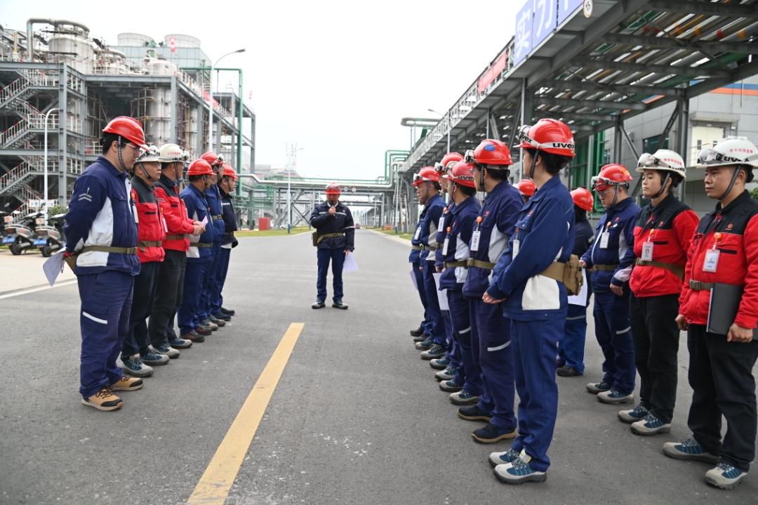 9f60f206f8100c2615e56194b39ed331.jpg 9f60f206f8100c2615e56194b39ed331.jpg