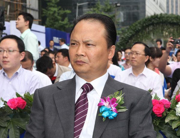 十一屆全國政協(xié)常委、通威集團(tuán)董事局主席劉漢元出席啟動儀式